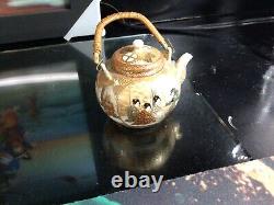 ANTIQUE Japanese Satsuma Mini teapot meiji period, finely painted, very RARE