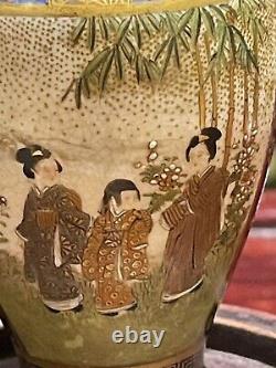 Antique Meiji period Miniature Japanese Satsuma vase with mark