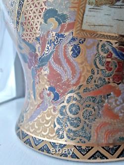 Impressive Japanese Satsuma Vase Meiji 36 cm / 14.25 inches high
