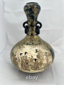 Satsuma Porcelain Vase Meiji Period Stamped Kinkozan-zo Excellent Condition